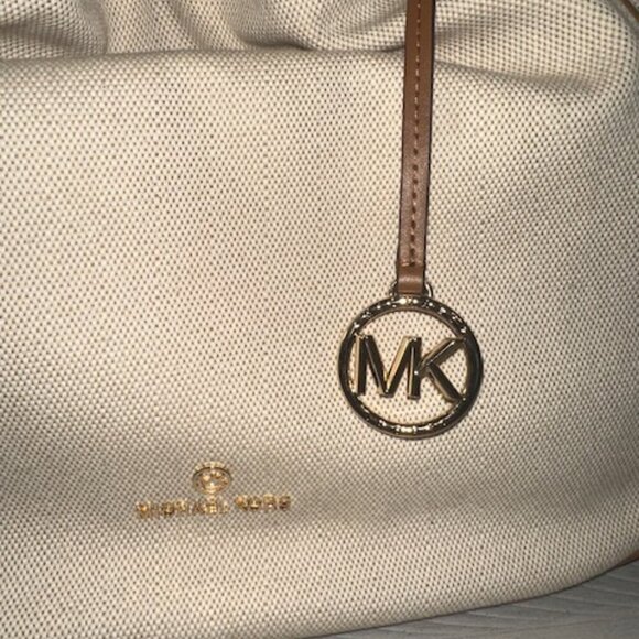 MICHAEL Michael Kors - Picture 5 of 8
